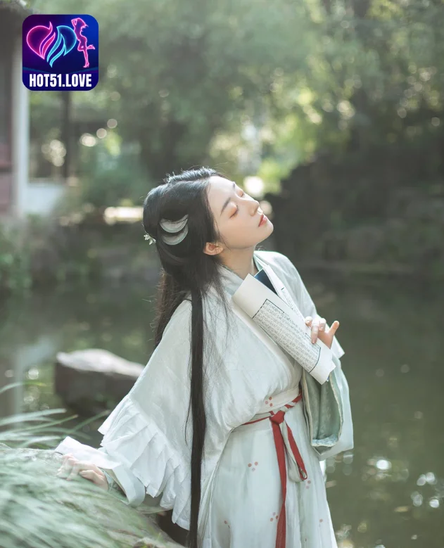 Mengungkap Pesona Feng Yi (逢一) Star: Fenomena Hot51 dan Aplikasi Live Streaming Terkini di China Beautiful girl 6 - Hot51 Feng Yi-Hot51