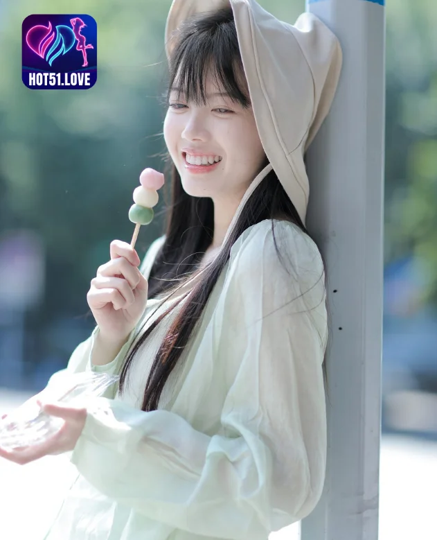 Qiu Yang Yi He-Hot51