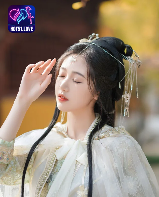 Mengungkap Kehebatan Yue Yu Ting (岳雨婷) di Hot51: Download Aplikasi, Mod Apk Livestreaming, dan Pengalaman Live yang Memukau Beautiful girl 6 - Hot51 Yue Yu Ting-Hot51