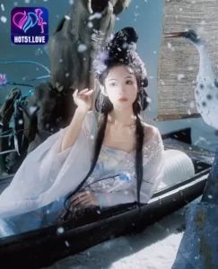 Read more about the article Misteri Fenomena Yi Zhi Suū Zi Jun (一只梳子君): Melihat Lebih Dekat Ke dalam Kehebohan Livestream Hot51 di Tiongkok Beautiful girl