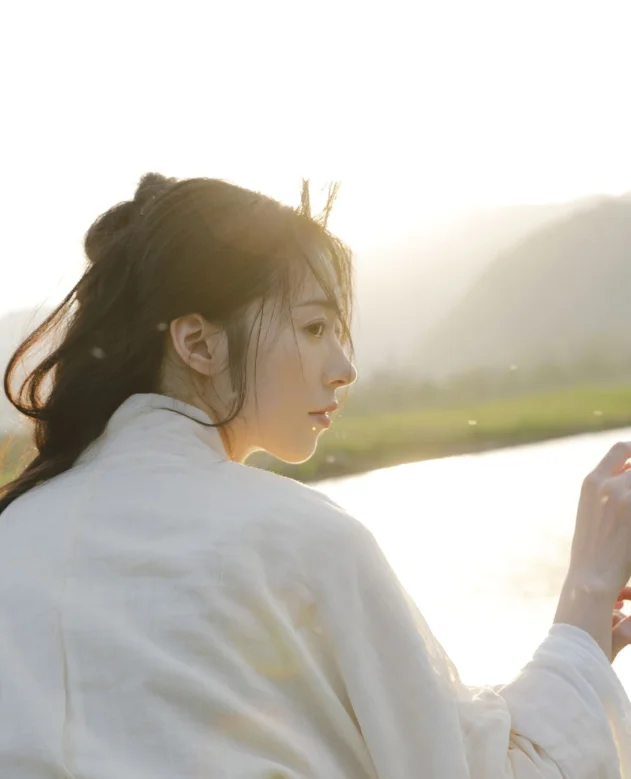 Fen Mian Gu Niang (粉面姑娘) Star: Memahami Keajaiban Hot51 Livestream dan Fenomena Hot 51 Mod APK Beautiful girl 7 - Hot51 Fen Mian Gu Niang-Hot51