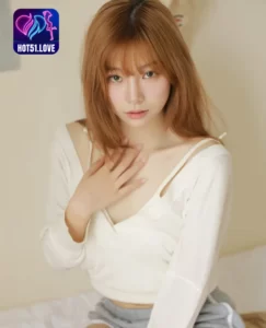 Read more about the article Mengulas Kehebohan Aplikasi Hot51: Fenomena Tao Qian Yu di Hot51 Live, Download APK, dan Live Streaming Dunia Beautiful girl