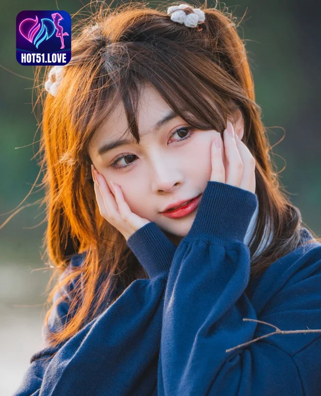 Mengulik Fenomena Chun Juan Meng You Zhong (椿卷梦游中) Star China Livestream Hot51: Mod Hot51 Live, Hot51 Mod Apk Sfile, Hot51 Mod Apk iOS Beautiful girl 3 - Hot51 Chun Juan Meng You Zhong-Hot51