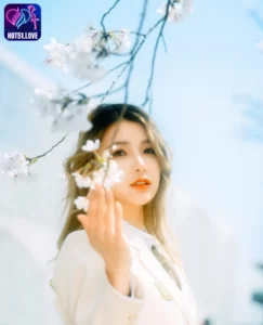 Read more about the article Menjelajahi Kehebohan ‘Ai MengLi Star Indonesia Livestream Hot51’: Situs Live Bar Bar dan Aplikasi Mod Terbaru The Beautiful Girl