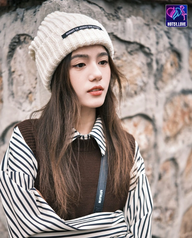 Eksplorasi Lengkap Beautiful Girl De Yi Star Chinese Livestream: Hot51 Live 4 - Hot51 De Yi-Hot51