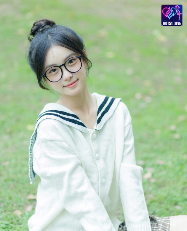 Beautiful Girl Xi Xi: Influencer Terkemuka di Indonesia Hot51, Simak Profilnya 3 - Hot51 Xi Xi-Hot51