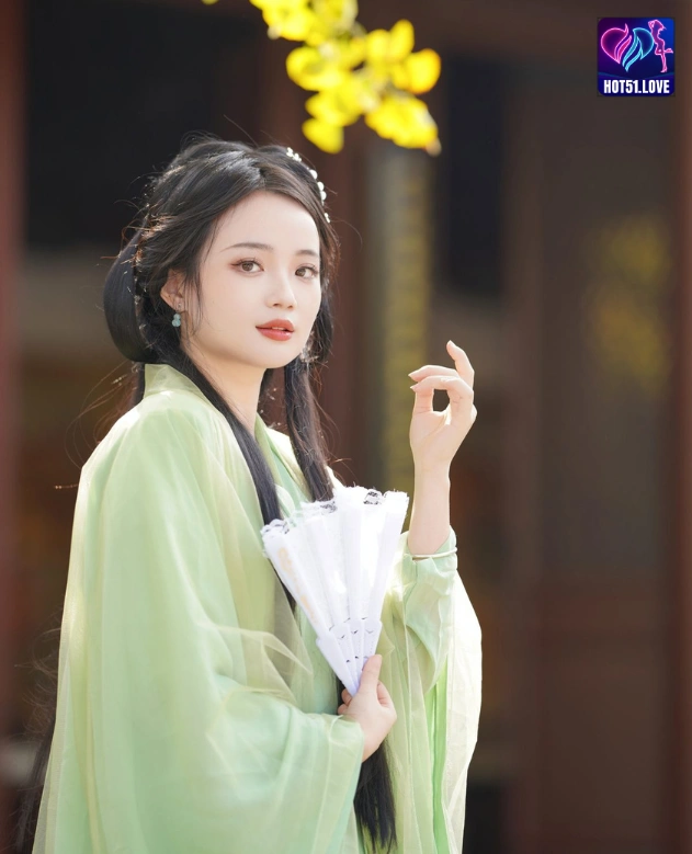 Picture Beautiful Girl Tang Xue Influencer Wanita di Indonesia Hot51 yang Menginspirasi 4 - Hot51 Tang Xue-Hot51