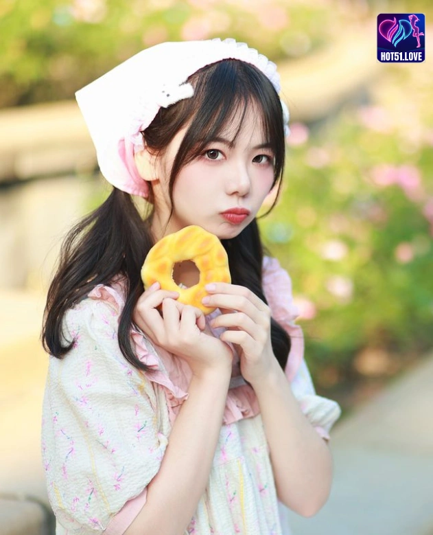 Tain Hui-Hot51