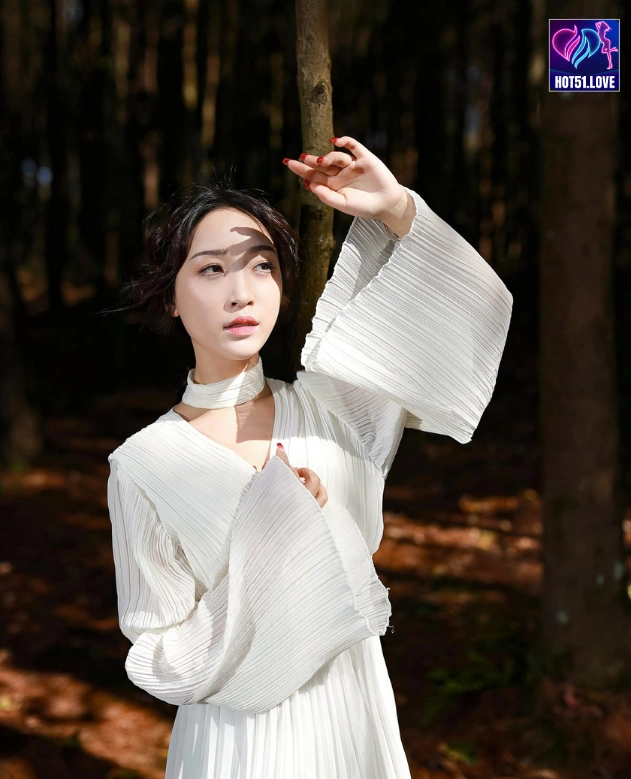 Beautiful Yu Yan Influencer Wanita di Indonesia Hot51: Ikon Live Streaming Terpopuler 4 - Hot51 Yu Yan-Hot51