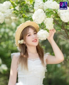 Read more about the article Fu Xiao Star: Beautiful Girl Revolusi Livestreaming Tiongkok dengan Aplikasi Hot51