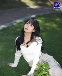 Read more about the article Pictures Beautiful Girl La Isla: Influencer Populer di Indonesia Hot51″