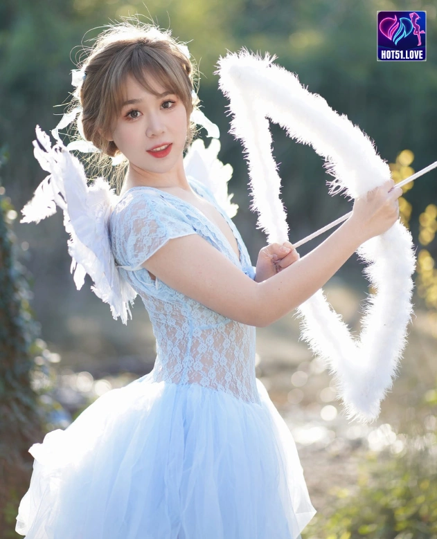 Beautiful Girl Xiao Fang Influencer Terpopuler di Indonesia dalam Hot51" 3 - Hot51 Xiao Fang-Hot51