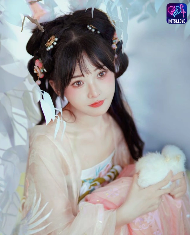 Xiao Yu-Hot51: Menikmati Hiburan Tanpa Batas dengan Aplikasi Live Streaming Terbaik 3 - Hot51 Xiao Yu-Hot51