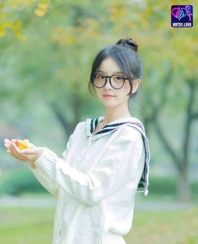 Beautiful Girl Xi Xi: Influencer Terkemuka di Indonesia Hot51, Simak Profilnya 7 - Hot51 Xi Xi-Hot51