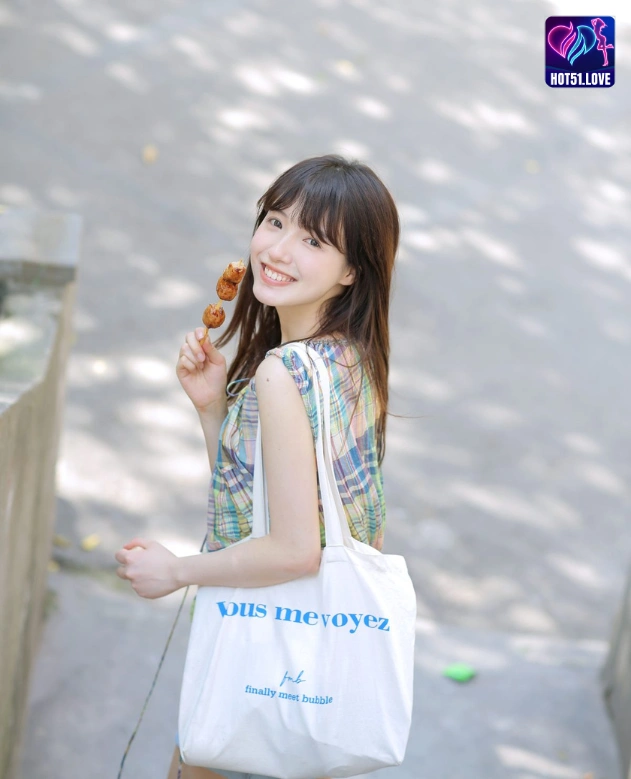 Beautiful Girl Yang Xi: Influencer Top Indonesia di Hot51 yang Menginspirasi 5 - Hot51 Yang Xi-Hot51